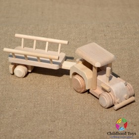 Tractor din lemn cu remorca M1