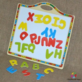 Tabla magnetica cu litere din lemn M2
