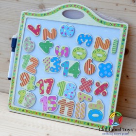 Tabla magnetica cu cifre din lemn M3