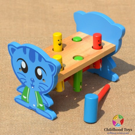 Jucarie lemn Pisica cu ciocanel si figurine colorate