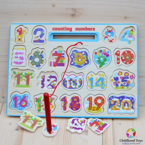 Puzzle incastru lemn cu cifre si creion magnetic