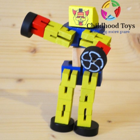 Robot lemn Transformers